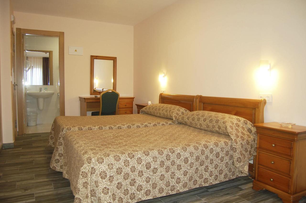 Hotel Lupa San Juan de Pinera المظهر الخارجي الصورة